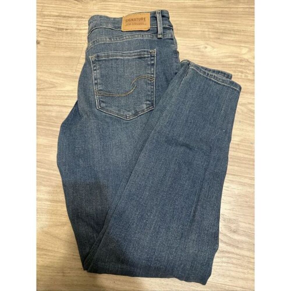Signature Levis Mid Rise‎ Skinny Jeans Blue Denim Stretch  6M 28x30